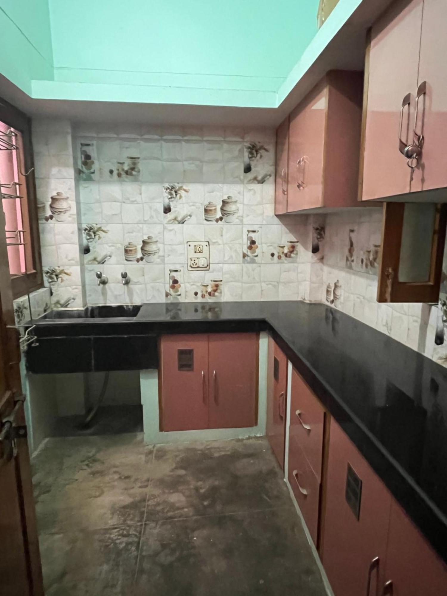 Ashirwad Mahakumbh Homestay Allāhābād Junction 外观 照片